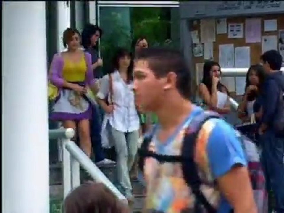 Fina Estampa  6-10-11   Antenor e Patricia se evitam na faculdade