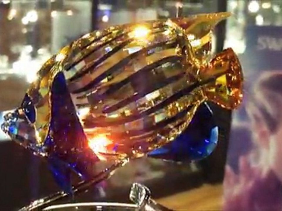 Crystal Palace Swarovski Figurines Emperor  Angelfish  HD