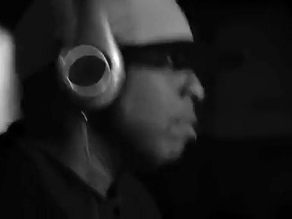 BET Hip-Hop Awards 2011 Cypher: 4 Ludacris (Teaser)