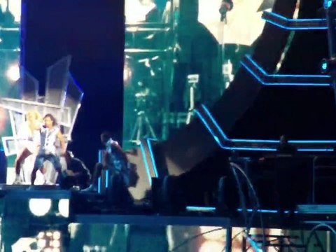 EXTRAIT N°1 BRITNEY SPEARS FEMME FATALE TOUR A PARIS LE 06 OCTOBRE 2011