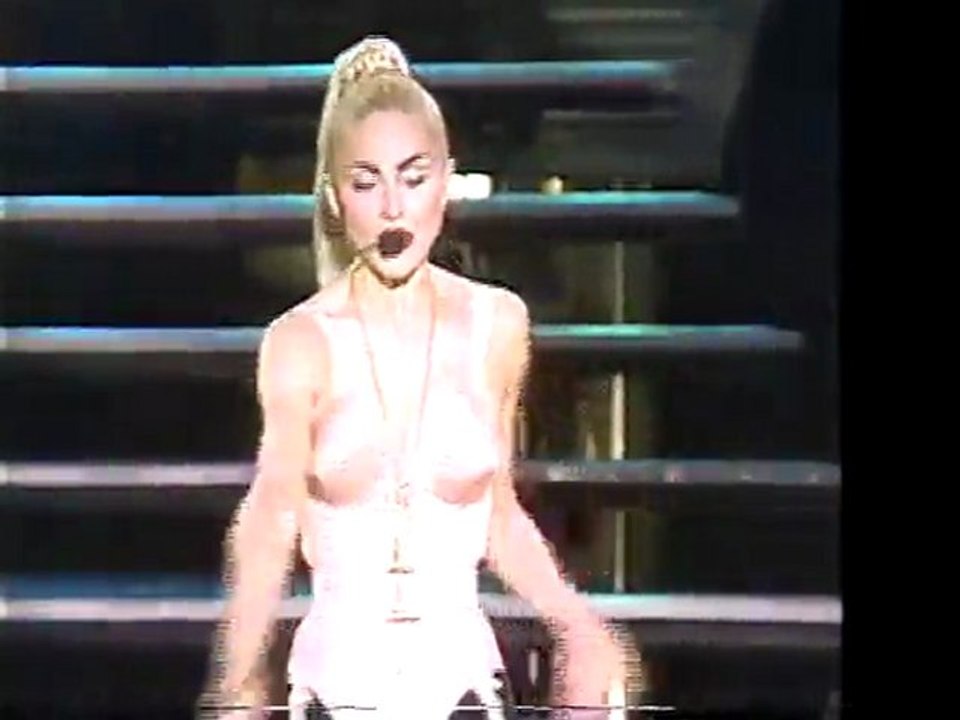 MADONNA Hanky Panky  Blond Ambition Tour  At Yokohama Stadium PT.1