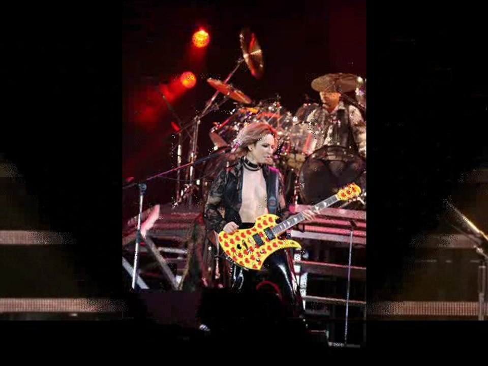 YOSHIKI           VIDEO DE FAN