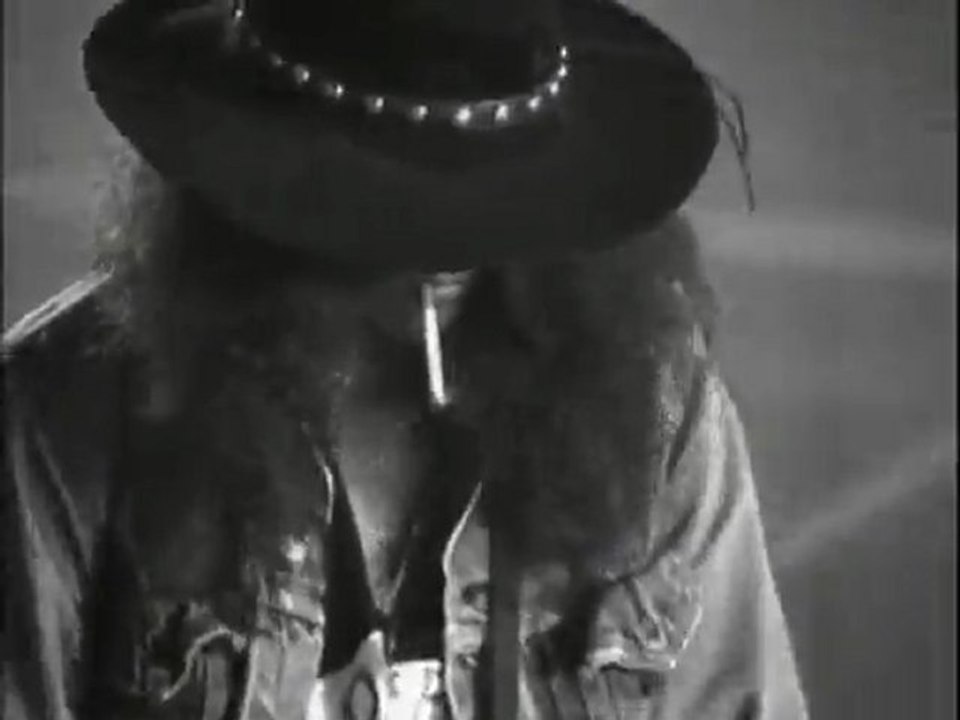Guns N' Roses - Yesterdays Musicvideo