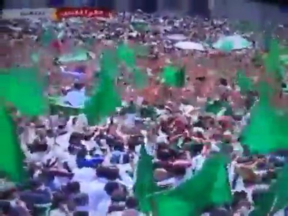 Libye manifestation contre les bombardements de l'OTAN.