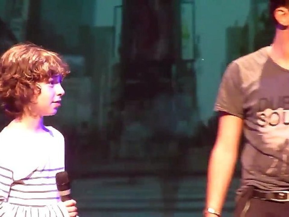 Léo Rispal et la troupe - Comme d'habitude - Soirée Autisme V.I.E.S. 17/09/2011 ... (HD)