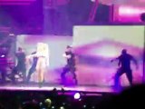 EXTRAIT N°22 BRITNEY SPEARS FEMME FATALE TOUR PARIS LE 06 OCTOBRE 2011