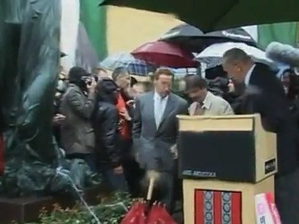 Murray trial day nine, Schwarzenegger opens museum