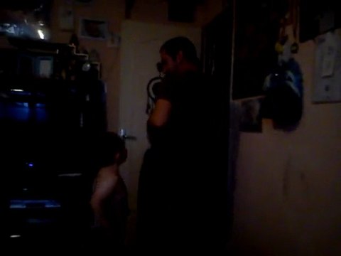 mon loulou et mon homme entrain de danser trop fort lol