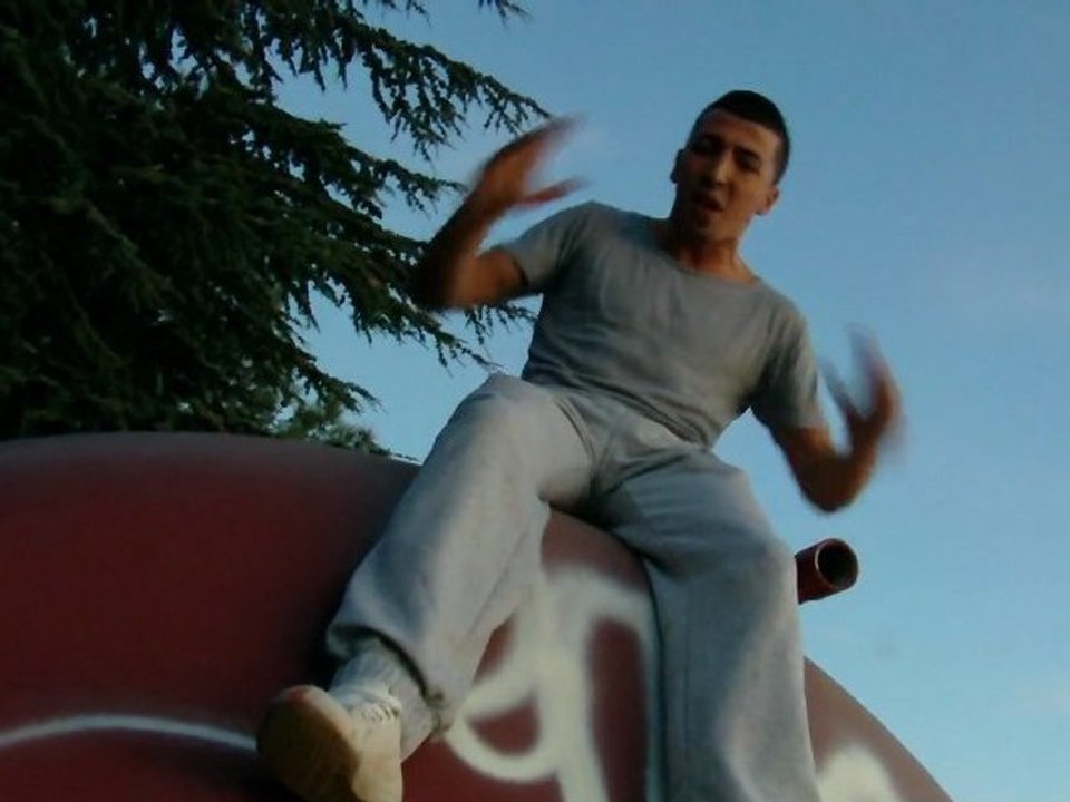 Freestyle(STREET-BENCH)"jme RE C ZI"-barekino-(2011)