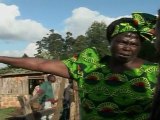 Wangari Maathai é enterrada como heroína