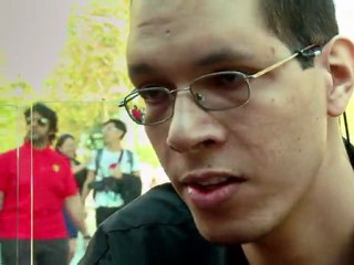 El hombre de los pies más grandes del mundo