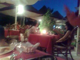 kremlin balık resturantında çapkınlık yapmaya çabaları