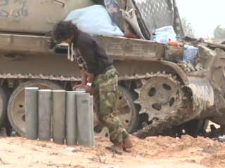NTC fighters battle to take control of Sirte