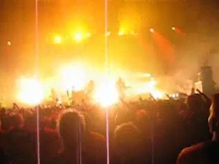 KoRn in Melbourne 18/4/08 - Intro & Right Now