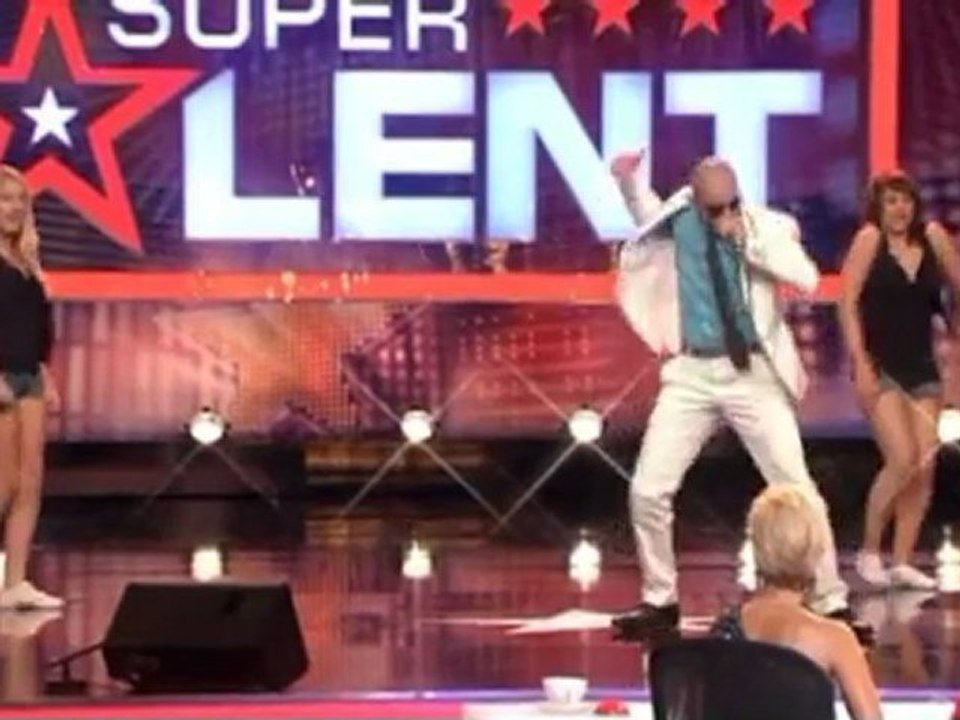 Pitbull imitator
