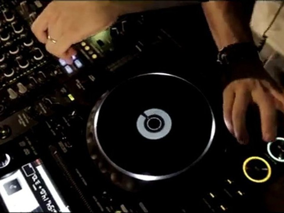 Q-BASE 2011 - Extended after movie