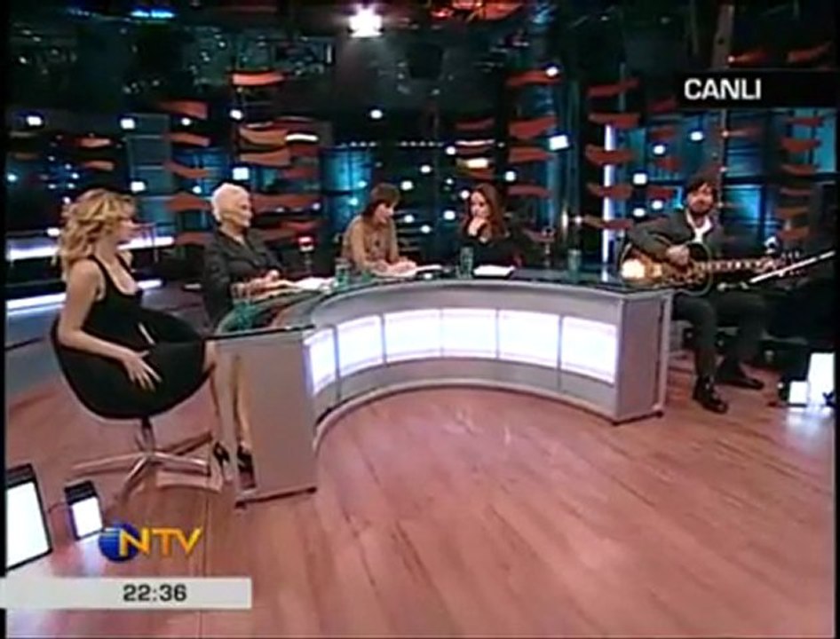 Yalın - ( Alışmak Zorundayım ) AKUSTİK - NTV