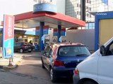 Grecia: trabajadores de los sectores petrolífero y...