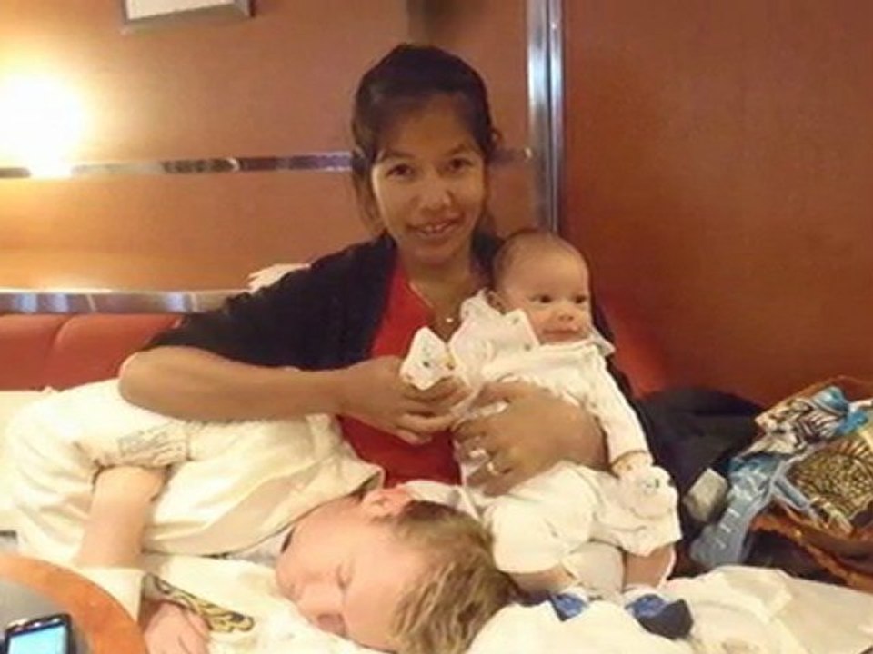 Alexander Mok  Olsen photos  2011