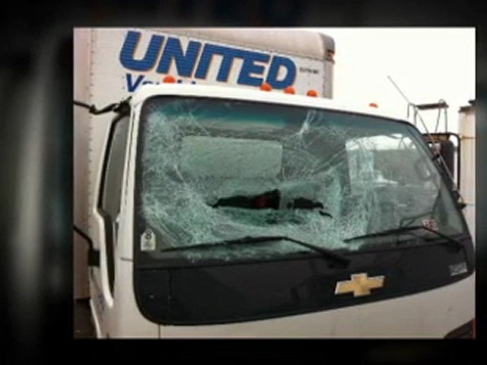 30740  auto glass prices