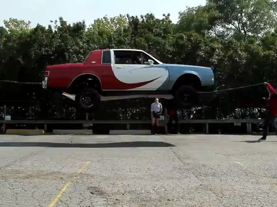 HOT ROPE - jumping sequence