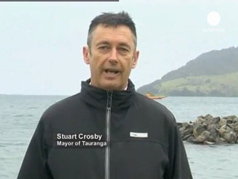 Nuova Zelanda, marea nera sporca le coste del nord