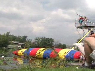 Le blob jump à la base de loisirs de Cergy-Pontoise