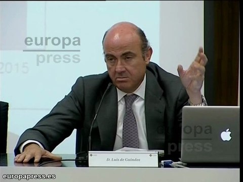 De Guindos: Es vital cumplir con el déficit del 4,4%