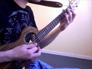 Adrien des UkuCool Men joue Vivaldi