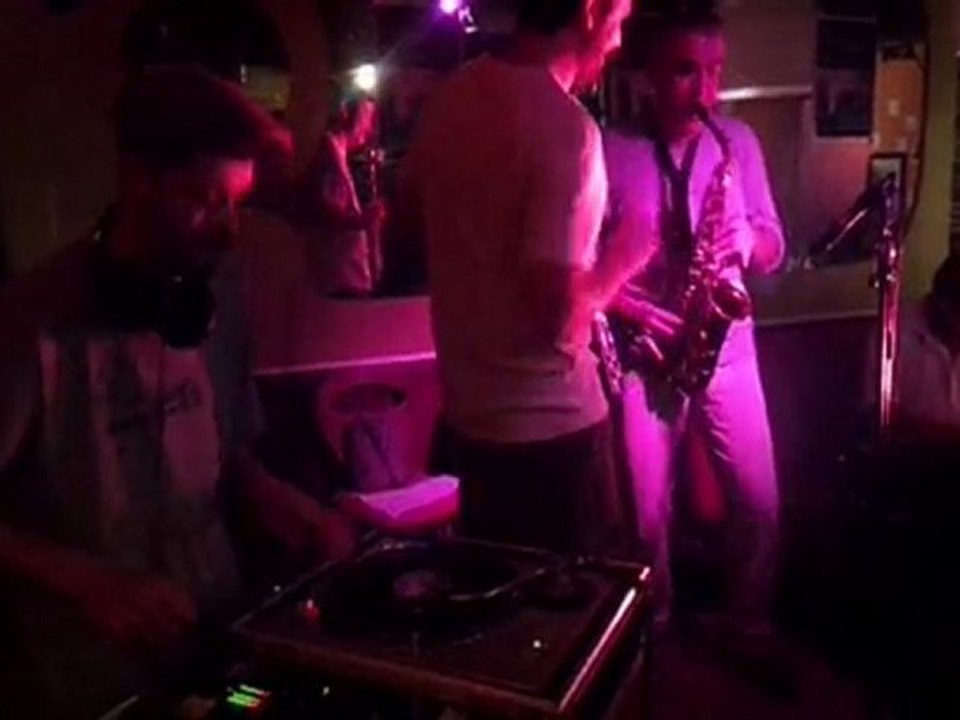 True Blue Experience - Le Labo, Nantes (Chilly Jay, Munattak, Olivier Corre, Arnaud Berlin) - 01/09/2011