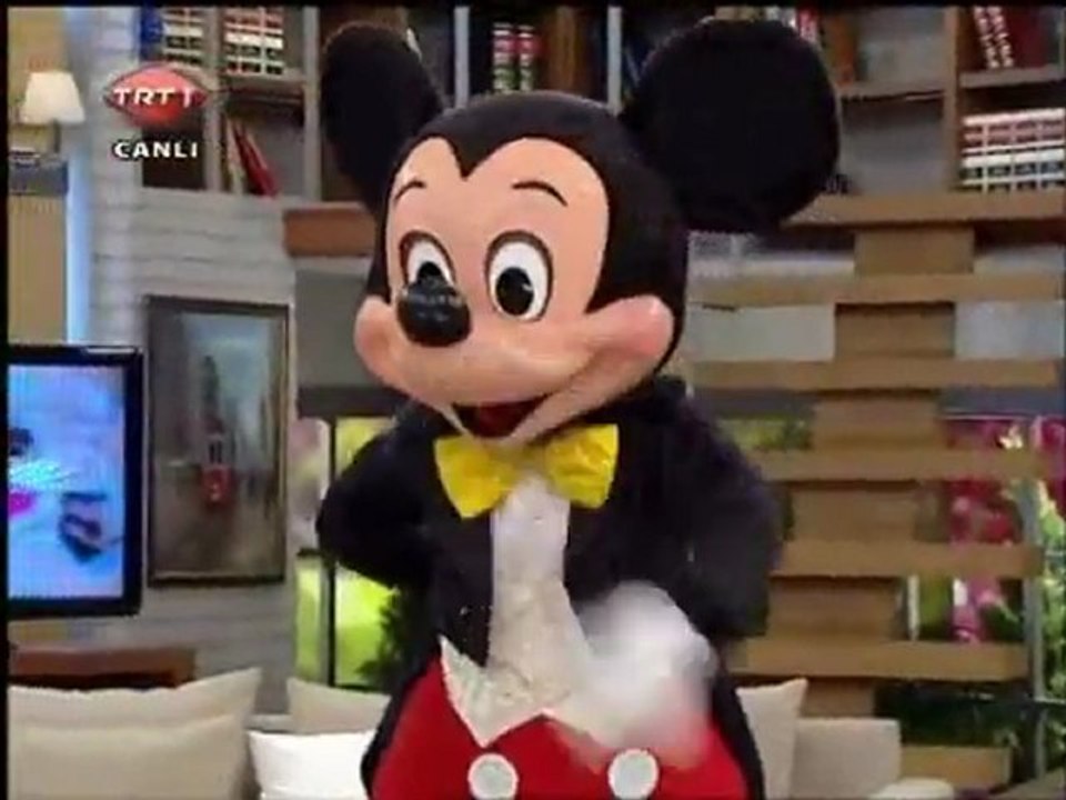 GÜLBEN - Mickey ve Çocuklar 10.10.11