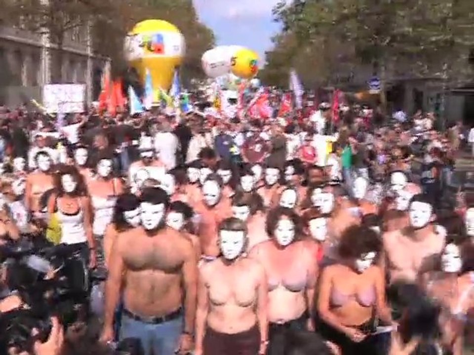 Les dépouillés de l'école à la manifestation du 27/09/11
