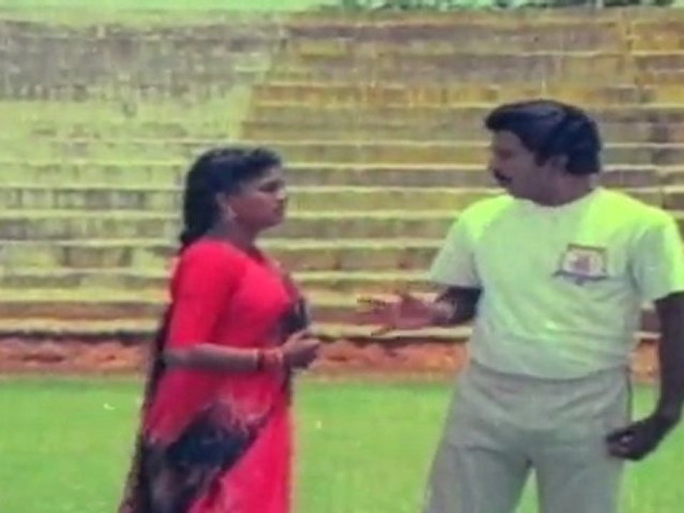 Ottapandayam - Hero fighting with Villain