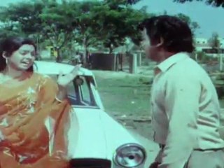 Pandanti Jeevitham - Sujatha Dashes A Cyclist And Escapes