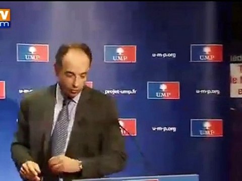 Primaire socialiste : l’UMP contre-attaque