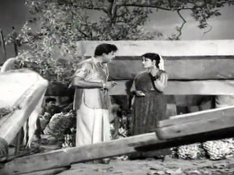 Deiva Thirumagal - Ashokan Kindness Towards Heroine