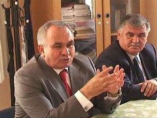 ERDEMLİ BELEDİYE BAŞKANI İLKÖĞRETİM OKULUNU ZİYARET ETTİ