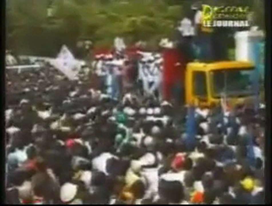 Vox Populi Vox Dei - YouTube