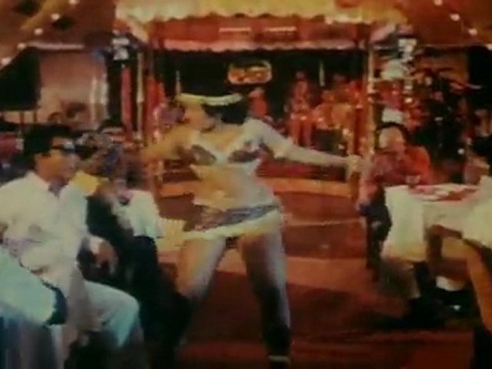 Kaathal Express - Erotic Dance