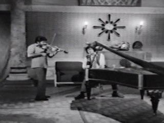 Enakku Oru Kadhali  (Muthana Muthallavi)