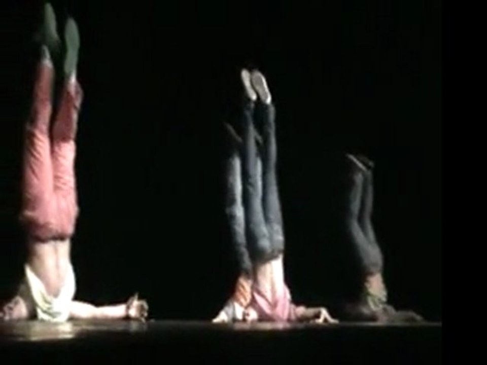 Première du spectacle de danse "And so!" de Seifeddine Manai au 4ème Art 2