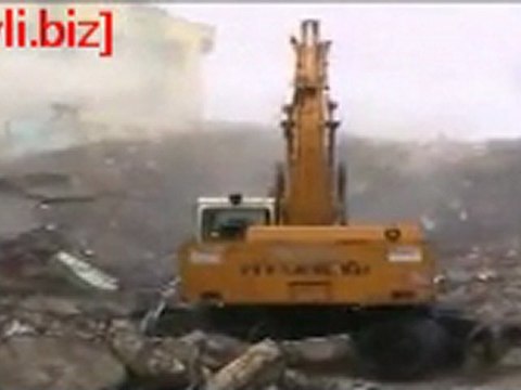 Cihanbeyli Belediyesi Eski Binası Yıkım Çalışması( cihanbeyli.biz)