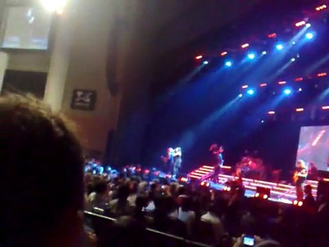 Strani Amori- Laura Pausini (Filme - Credicard Hall- Paulo Salltorelli-Camila Ahrens-em SP - 06 10 09)