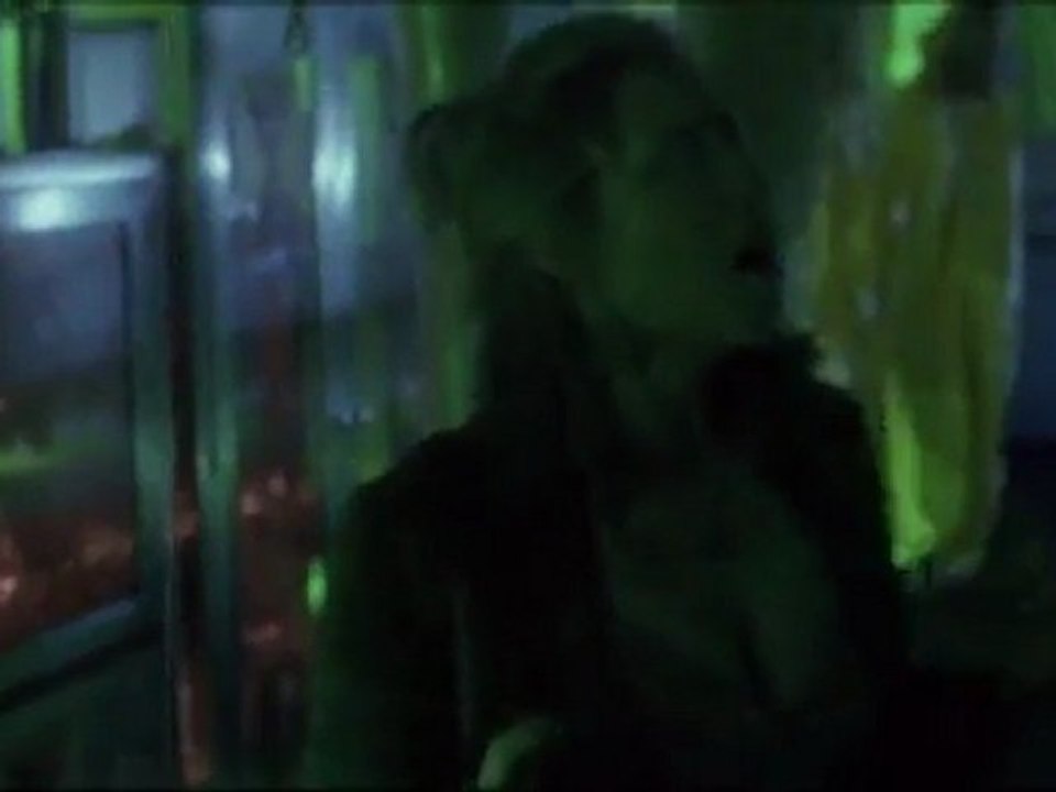 Trapped Ashes ( bande annonce VO )