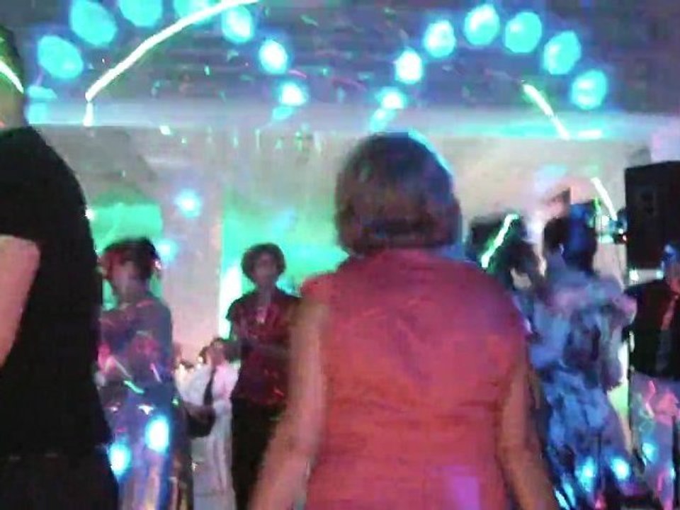 Animation d'un mariage en Charente avec le DJ: CB Animation