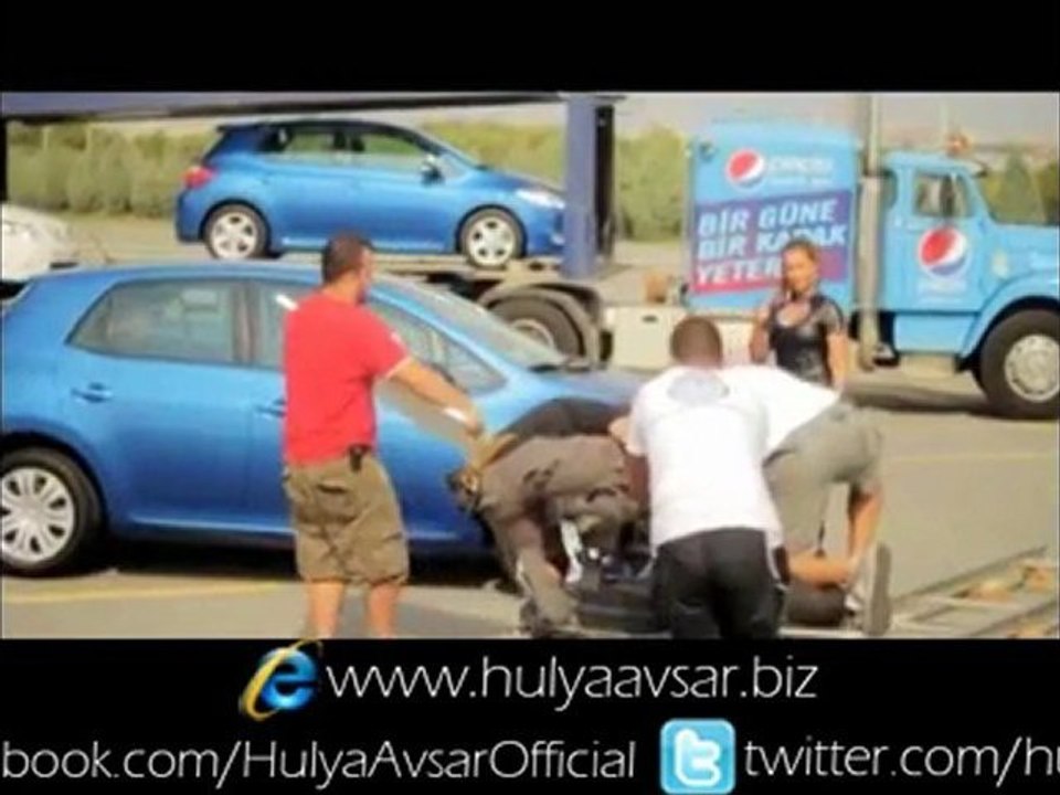 Hülya Avşar @ Pepsi Kamera Arkası 4 (Sonbahar Kampanyası)