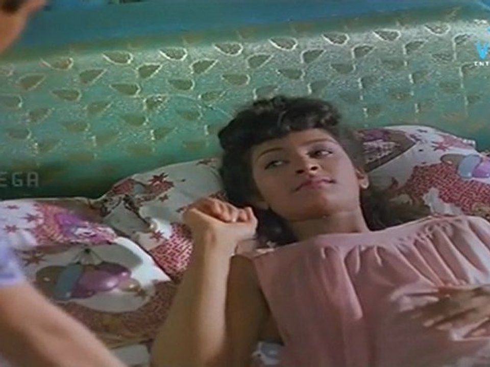 Play Girls - Sexy Scene
