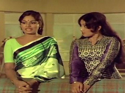 Erattai Manithan - Bhavani Meets Latha