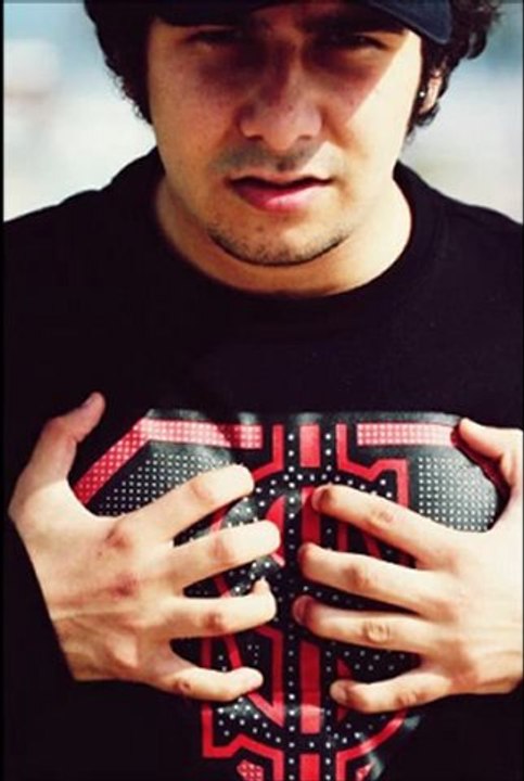 Cenk Barçın ft. LOSS ( Çağıl Serbeş ) - Yansın Tenin[HQ]