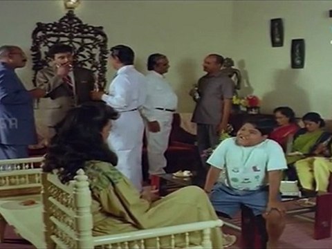 Play Girls - Nancy makes fun out of a Boy